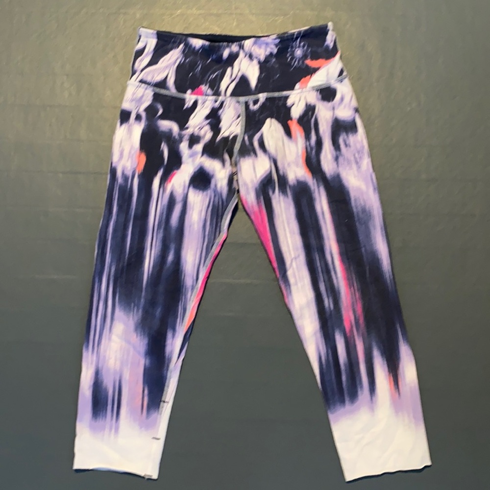 Lululemon wunder under crop